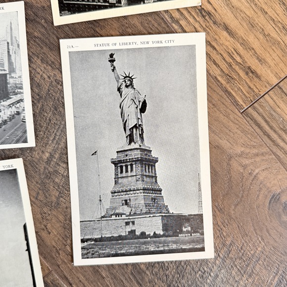 Manhattan Postcard Publishing Co. Vintage NYC building postcards bundle unposted - Picture 3 of 7